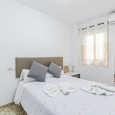Piso Amplio Cerca Del Centro De Malaga Capital Apartment Ngoại thất bức ảnh