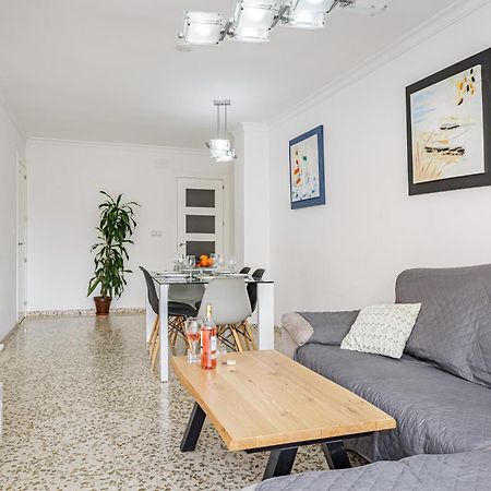 Piso Amplio Cerca Del Centro De Malaga Capital Apartment Ngoại thất bức ảnh
