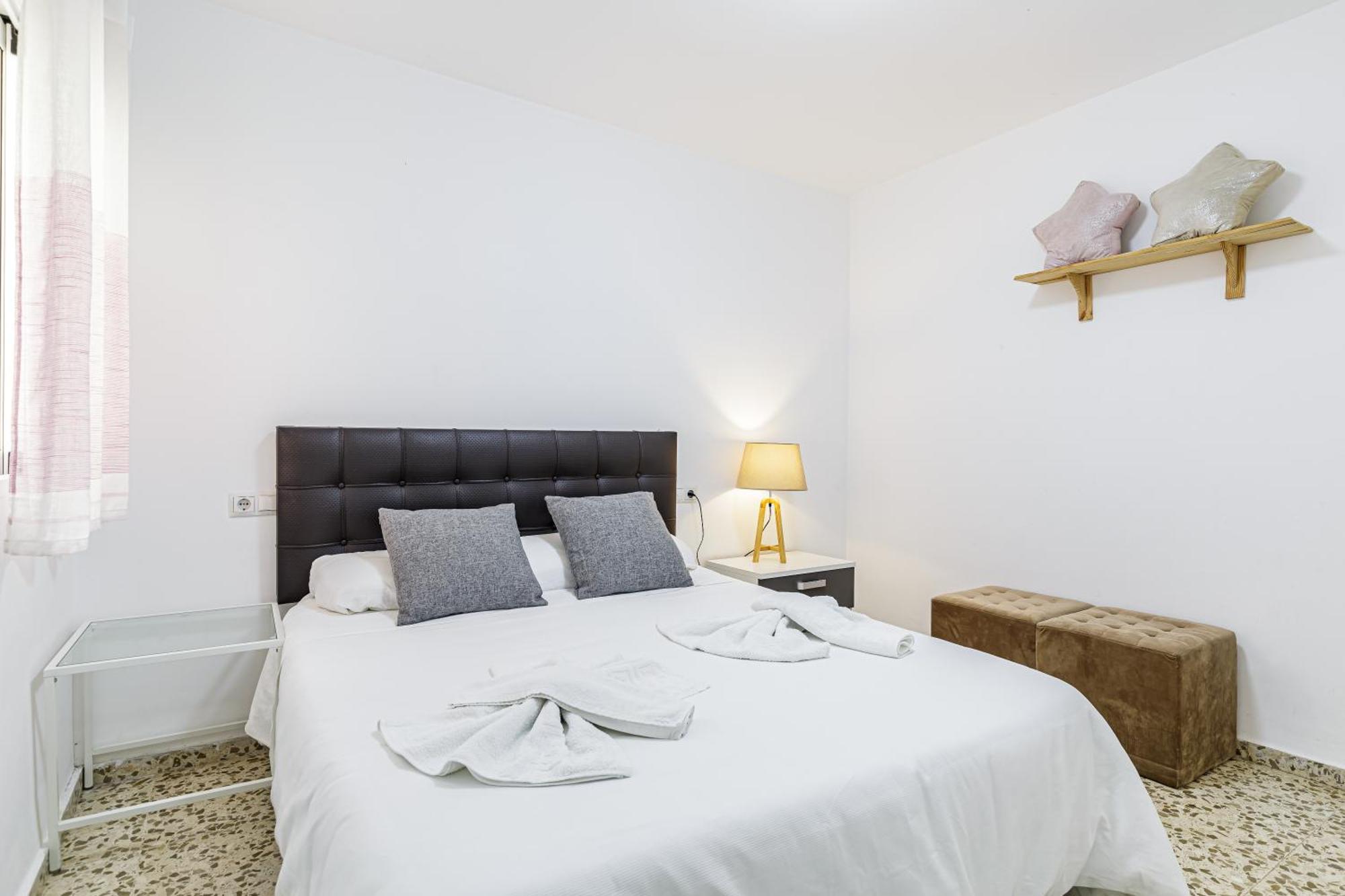 Piso Amplio Cerca Del Centro De Malaga Capital Apartment Ngoại thất bức ảnh