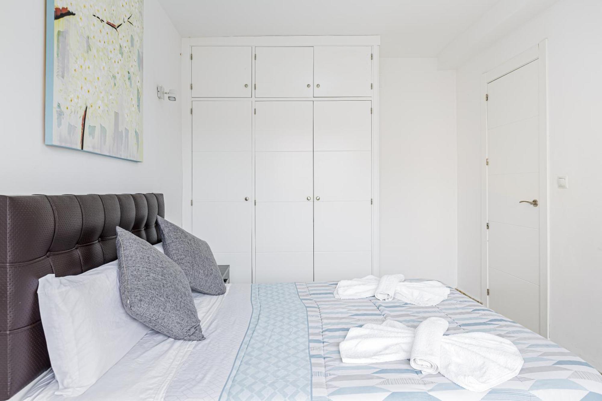 Piso Amplio Cerca Del Centro De Malaga Capital Apartment Ngoại thất bức ảnh