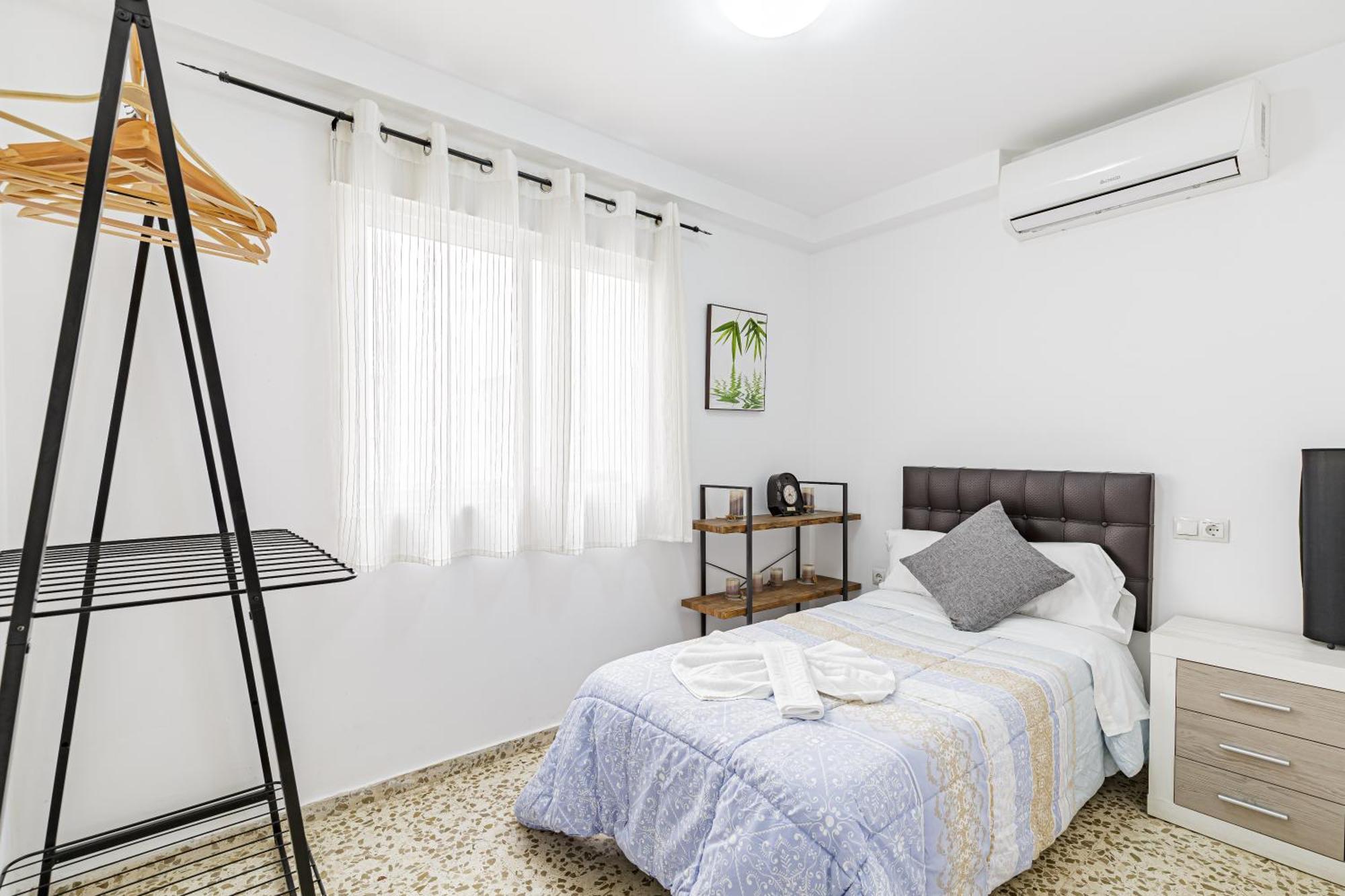 Piso Amplio Cerca Del Centro De Malaga Capital Apartment Ngoại thất bức ảnh